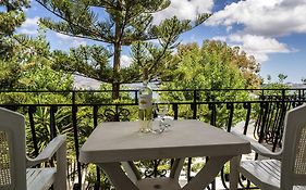 Sea Breeze Apartments